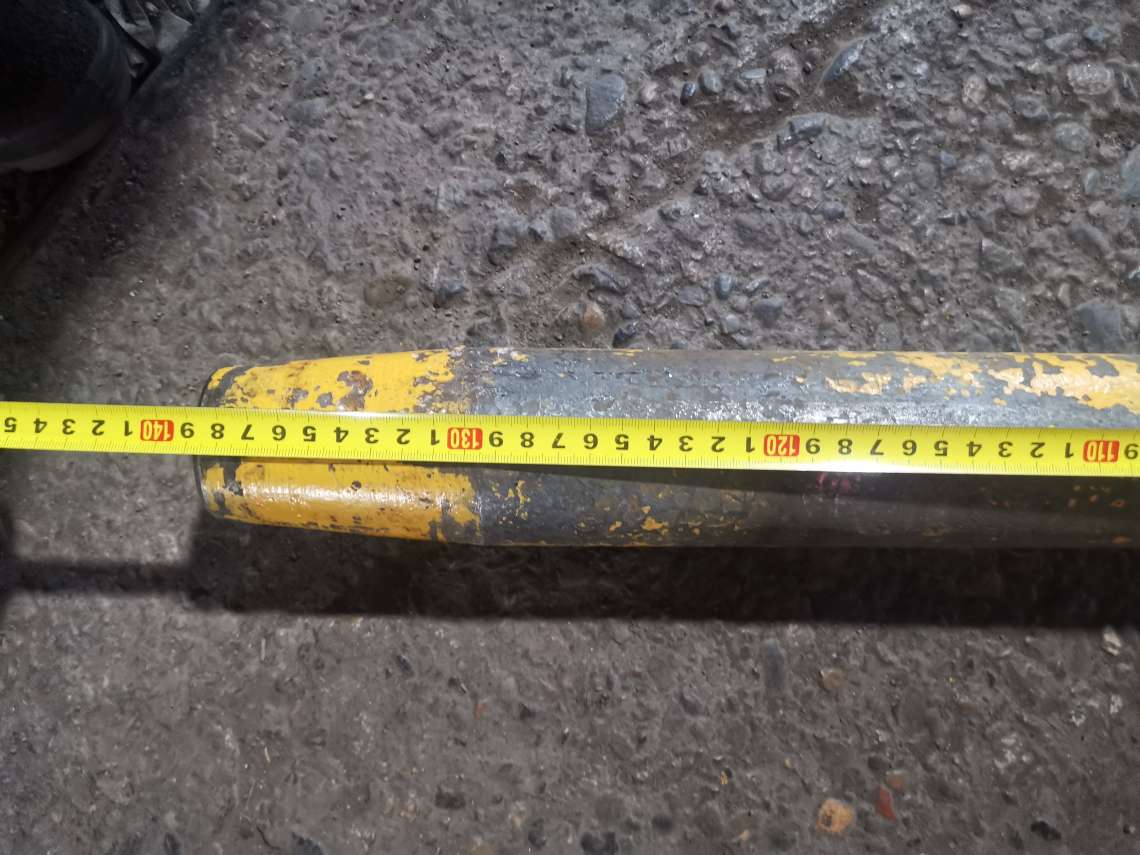 Вал натяжителя 158-40-03000 Вал натяжителя 158-40-03000