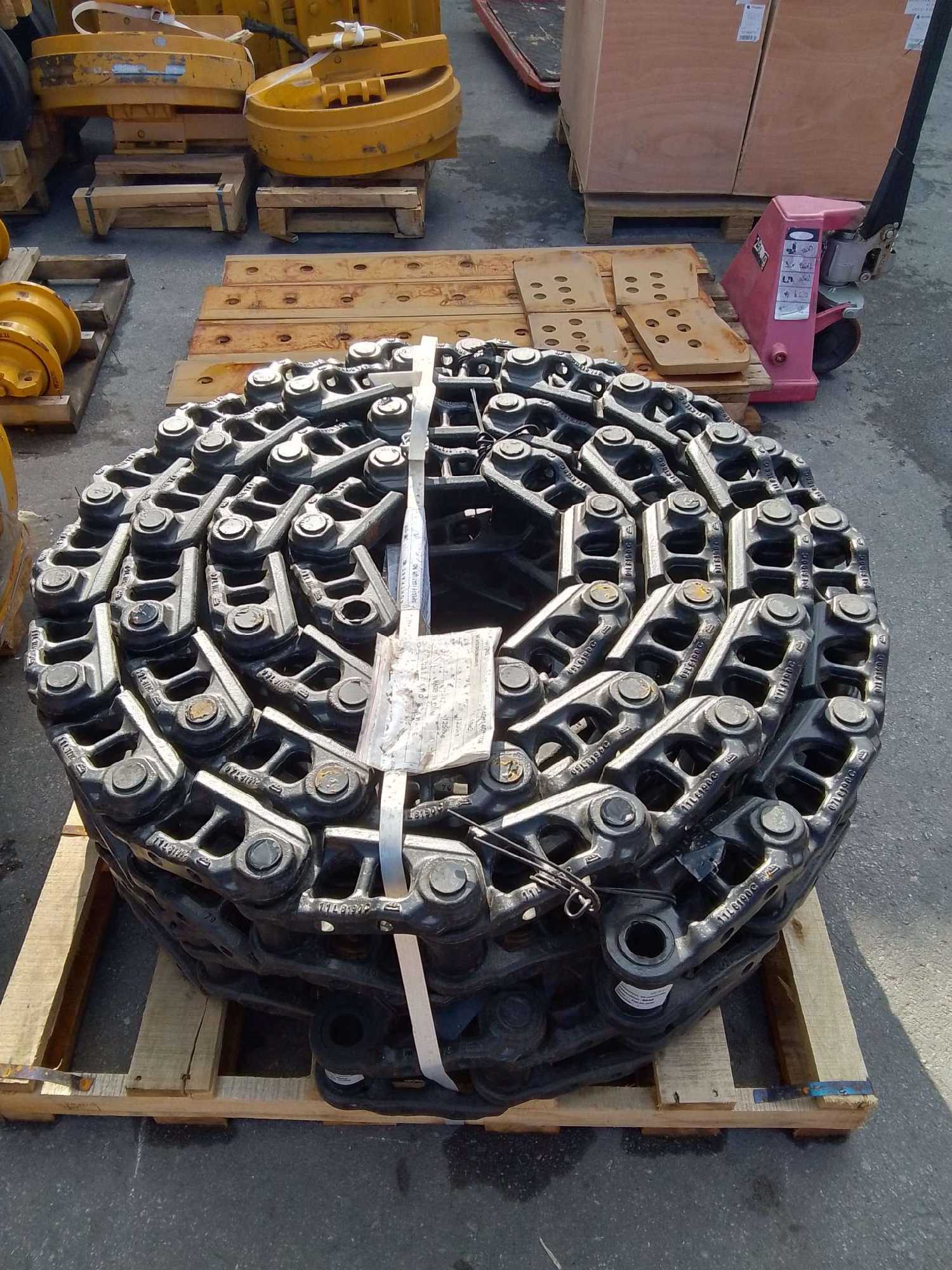 Цепь гусеничная 8190-MC-01000/8190-MC-49000-02 SHANTUI Цепь гусеничная 8190-MC-01000/8190-MC-49000-02 SHANTUI